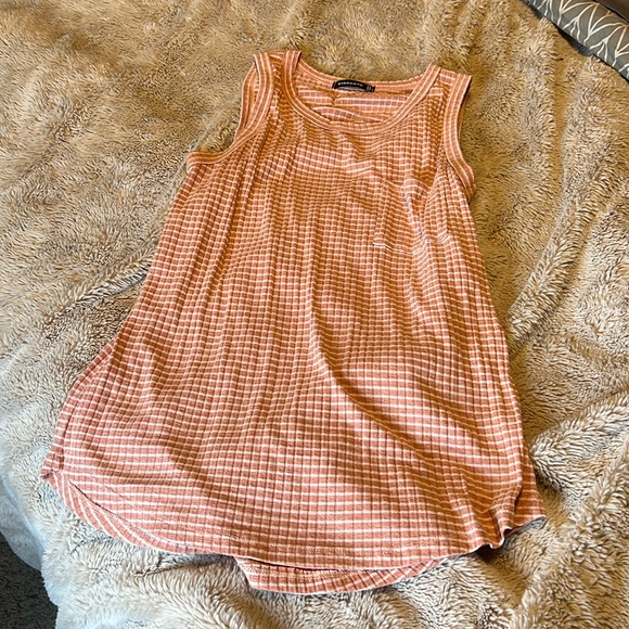 Staccato tank - Picture 1 of 2